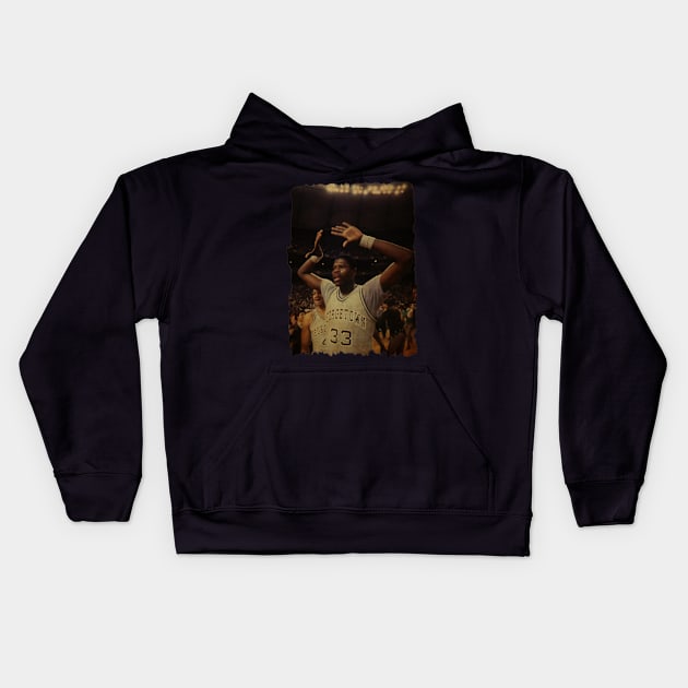 Classic Photos of Patrick Ewing Kids Hoodie by CAH BLUSUKAN